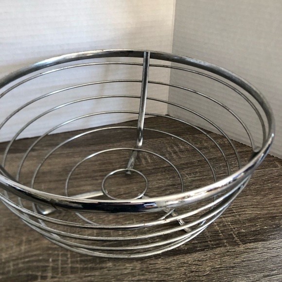 Vtg MCM Silver Metal Fruit Basket Bowl - Picture 8 of 12